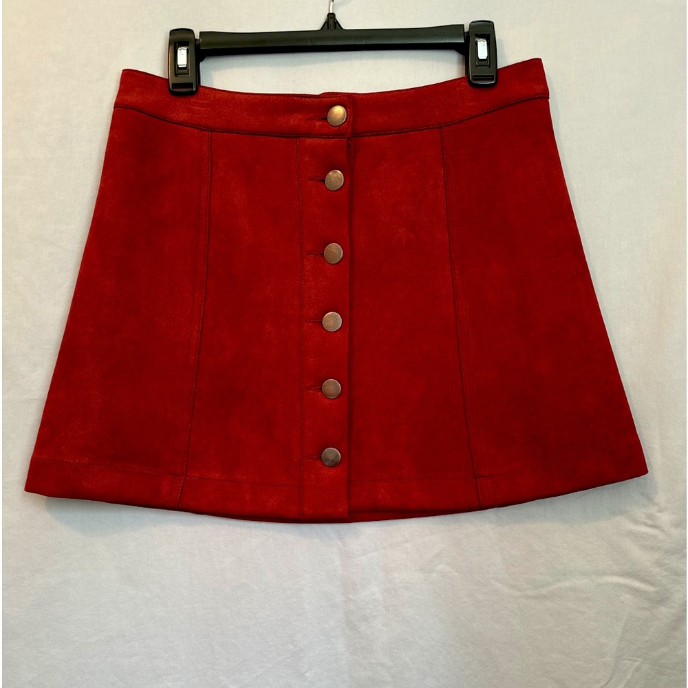 Forever 21 Los Angeles Burgundy Faux Suede Mini Skirt (29/L)